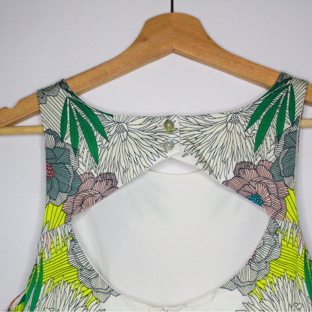 Corey Lynn Calter Anthropology White and Green Tropical Jumpsuit - Picture 8 of 10